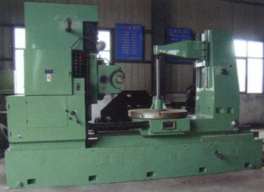 江蘇(su)折彎機(jī)